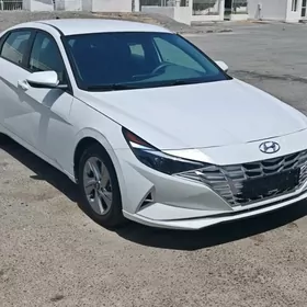Hyundai Elantra 2021