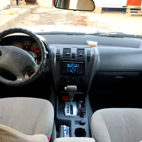 Hyundai Elantra 2005