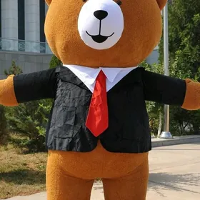 надувной мишка с костюмом