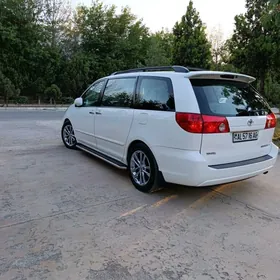 Toyota Sienna 2009