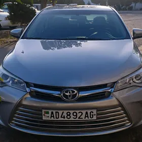 Toyota Camry 2016
