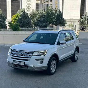 Ford Explorer 2018