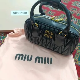 Miu miu sumka