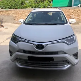 Toyota RAV4 2017