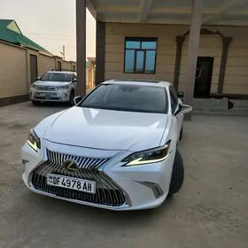 Lexus ES 350 2019