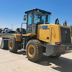 XCMG LW300F 2025