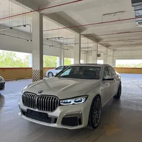 BMW 740 2013