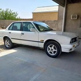 BMW 320 1989