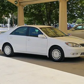 Toyota Camry 2003