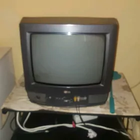 продаю телевизор