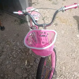 gyzlar ucin velik