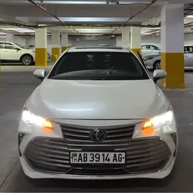 Toyota Avalon 2022