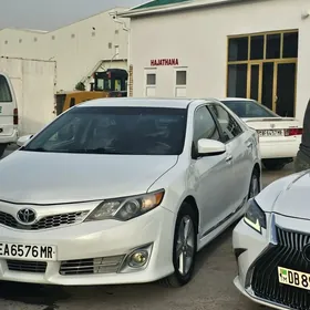 Toyota Camry 2013