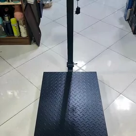 800kg Terezi gowsy