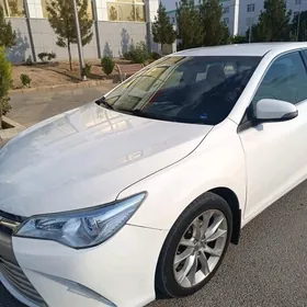 Toyota Camry 2017