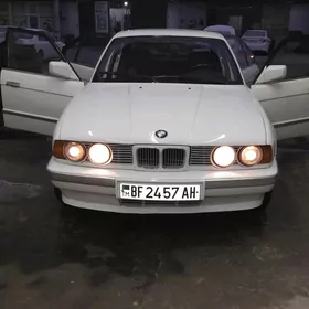 BMW 525 1990