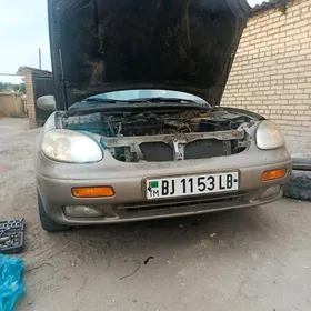Daewoo Leganza 1999