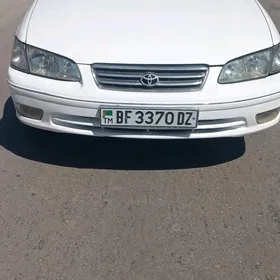 Toyota Camry 1999