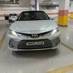 Toyota Camry 2023