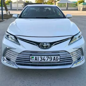 Toyota Camry 2022