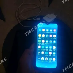 Samsung a20