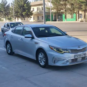 Kia Optima 2020