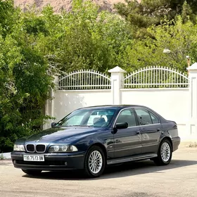 BMW E39 2002
