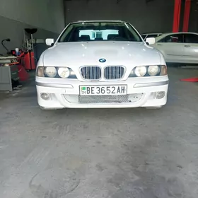 BMW E39 1999