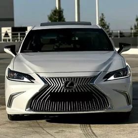 Lexus ES 350 2020