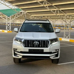 Toyota Land Cruiser Prado 2023
