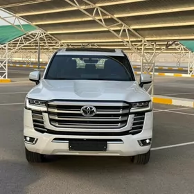 Toyota Land Cruiser 2024