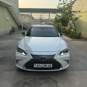 Lexus ES 350 2019