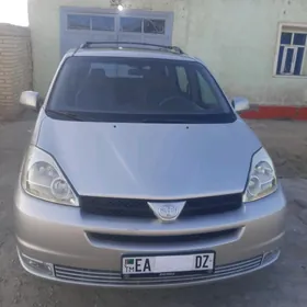 Toyota Sienna 2004