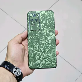 Poco F4. 12/256