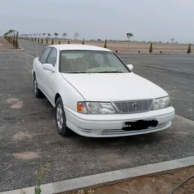 Toyota Avalon 1999