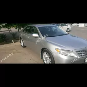 Toyota Camry 2010