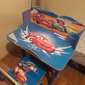 Детский стол
