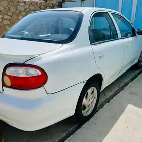 Kia Sephia 2000
