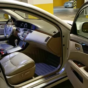 Toyota Avalon 2009