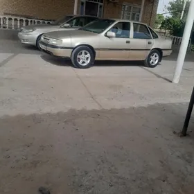 Opel Vectra 1989