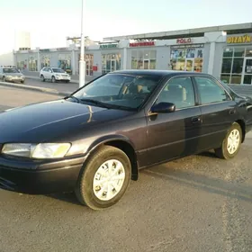Toyota Camry 1999