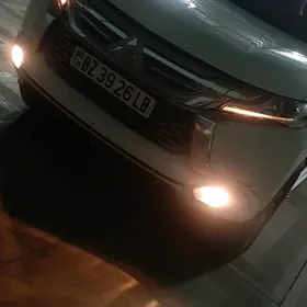 Mitsubishi Montero Sport 2019