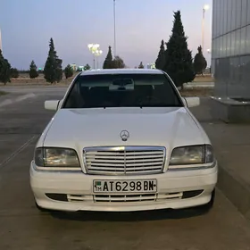Mercedes-Benz 230E 1996
