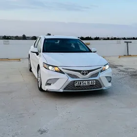 Toyota Camry 2018