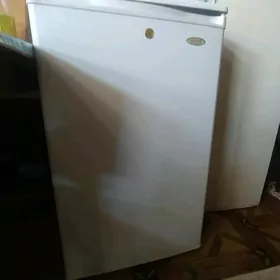 холодильник Акира