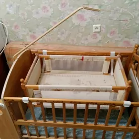 детская кроватка