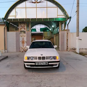 BMW 525 1989