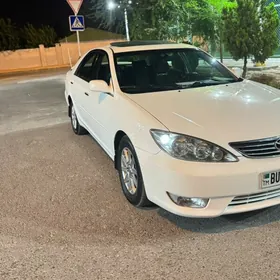 Toyota Camry 2004
