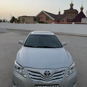 Toyota Camry 2010