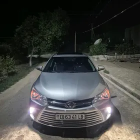 Toyota Camry 2017